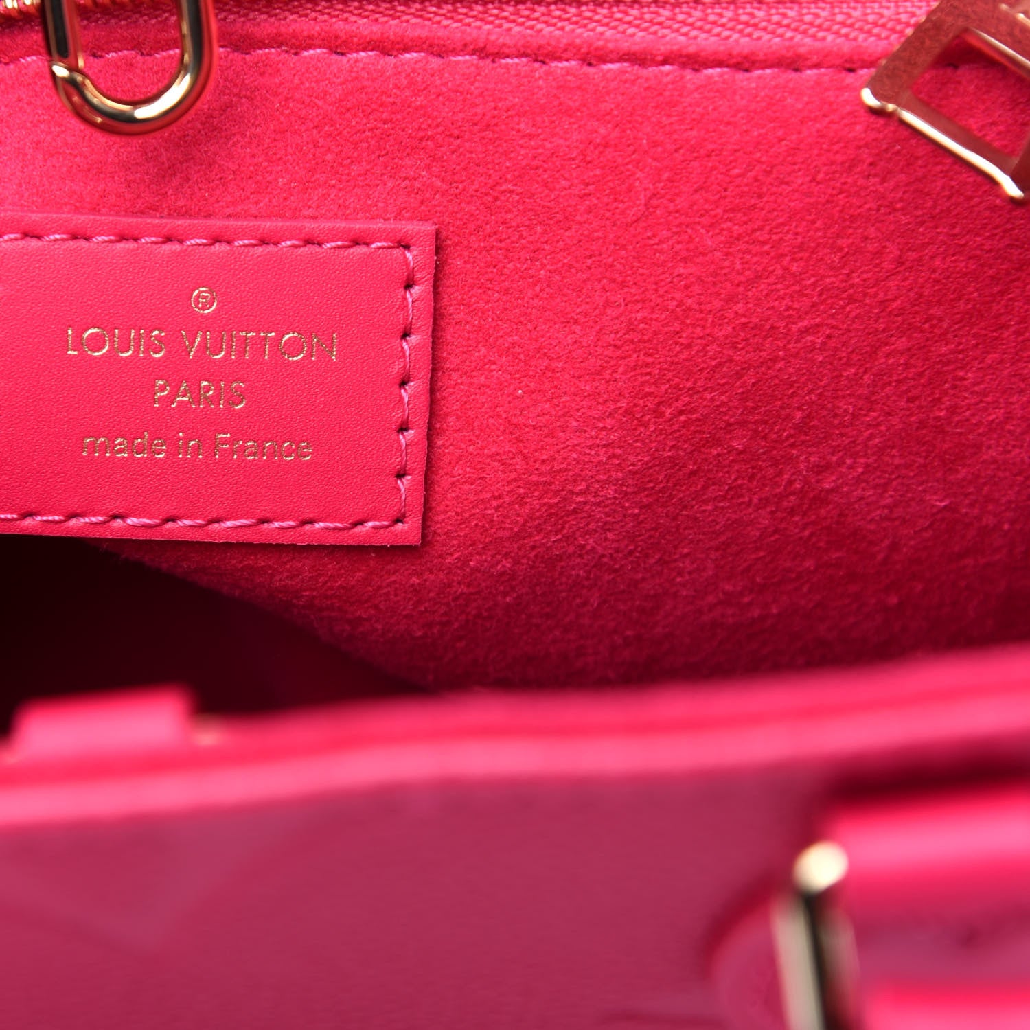 Louis Vuitton Empreinte Monogram Giant Onthego PM Freesia 6 of 10