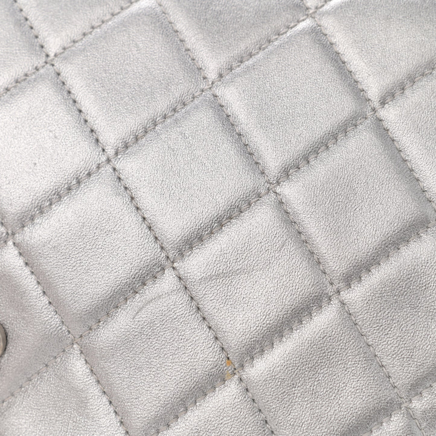 Metallic Lambskin Quilted Medium Leo Lion Flap Clutch Silver