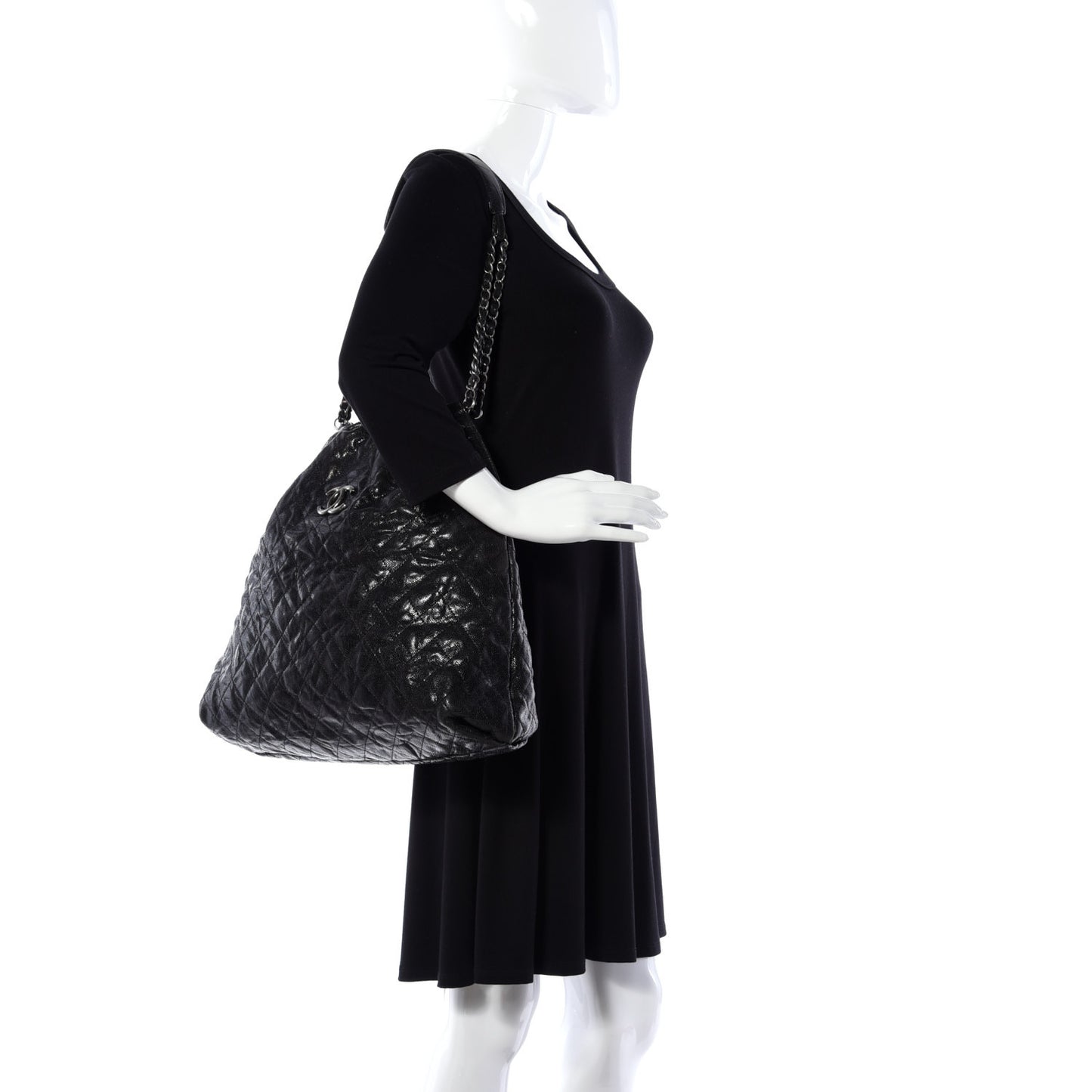 Distressed Glazed Caviar Quilted Large Elastic Tote Black