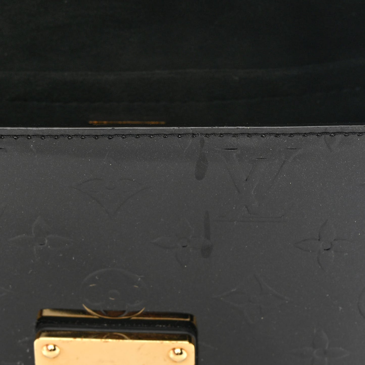 Vernis Epi Monogram Spring Street Black