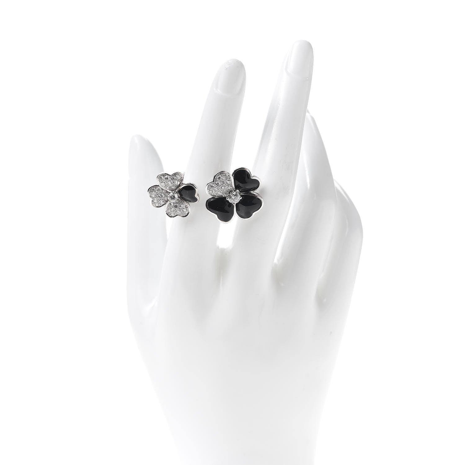 Van Cleef & Arpels 18K White Gold Diamond Black Onyx Between Finger Cosmos Ring 53 6.25 2 of 5