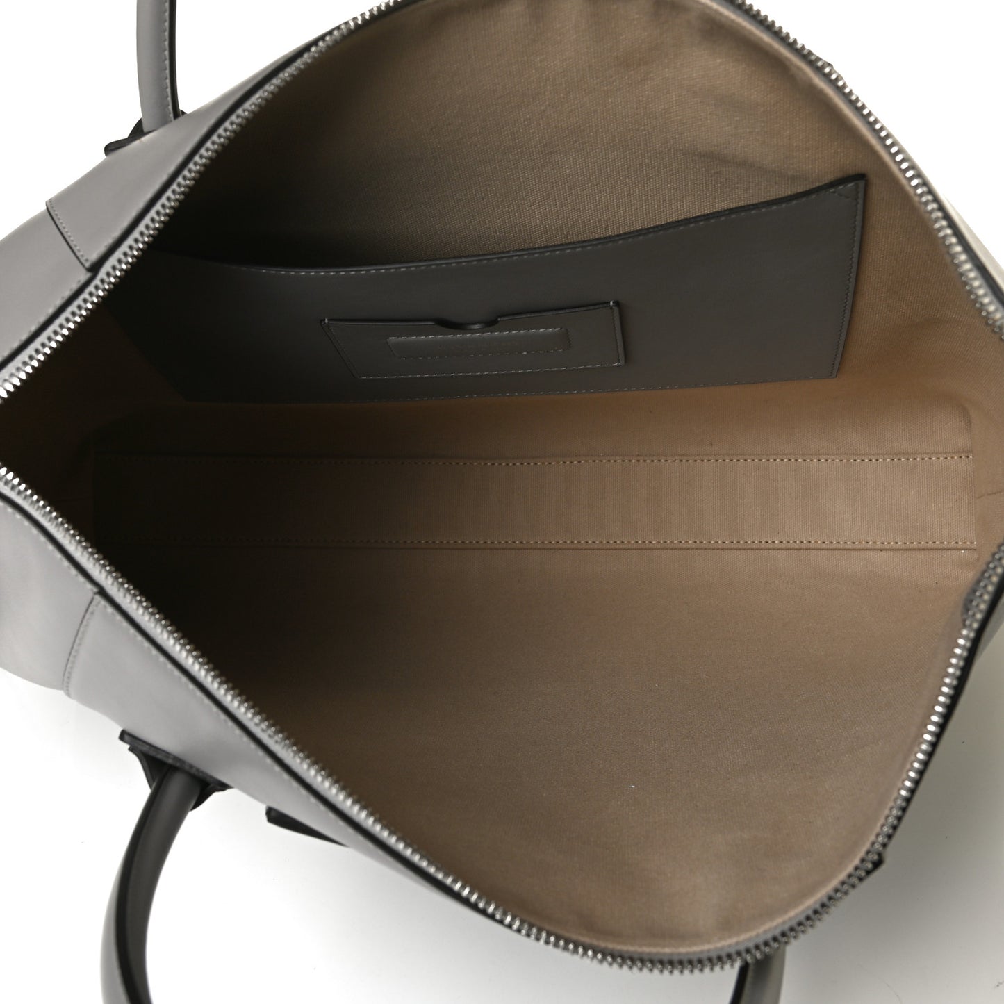 Soft Calfskin Medium Soft Antigona Pearl Grey