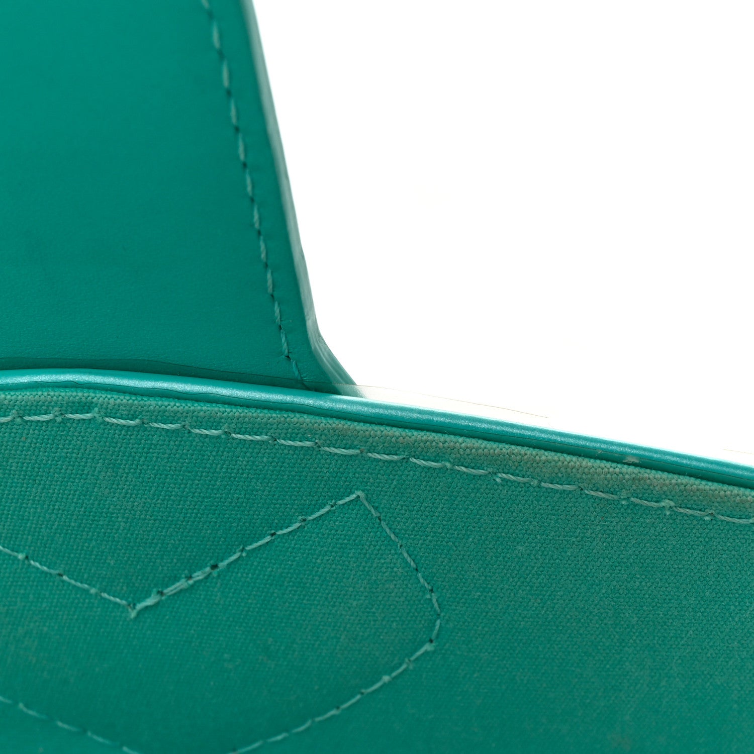 Louis Vuitton Vernis Bellflower PM Blue Lagon 13 of 18