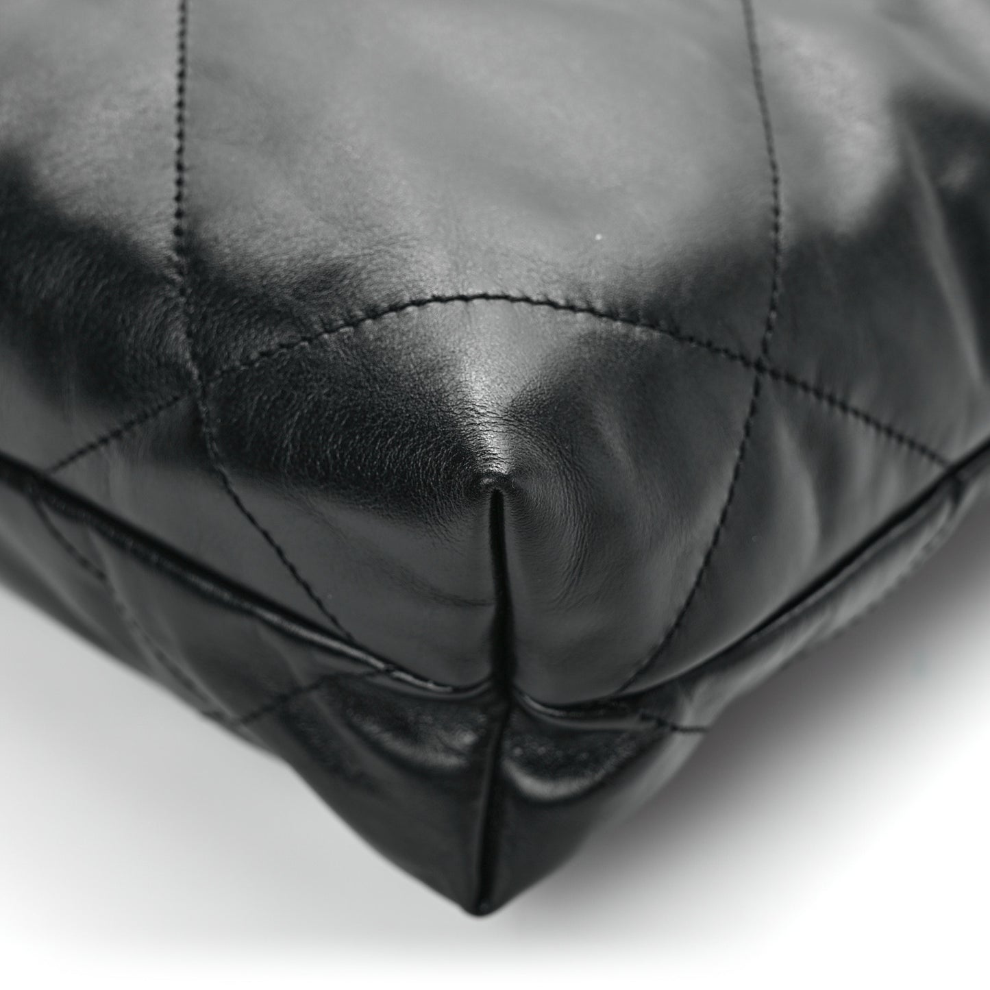 Shiny Calfskin Quilted Small Chanel 22 Black