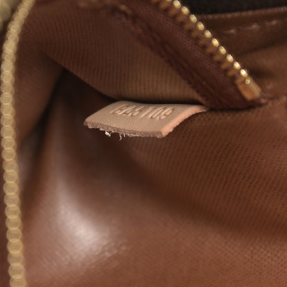 Louis Vuitton Monogram Toiletry Bag 25 7 of 11