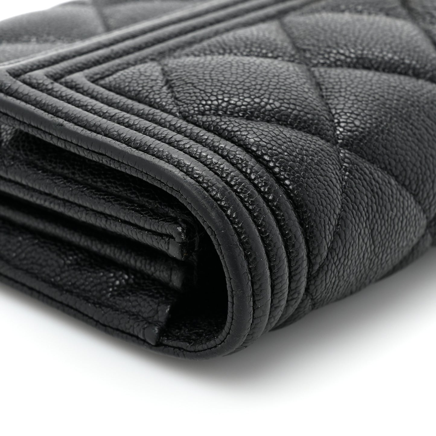 Caviar Quilted Large Boy Gusset Flap Wallet Black