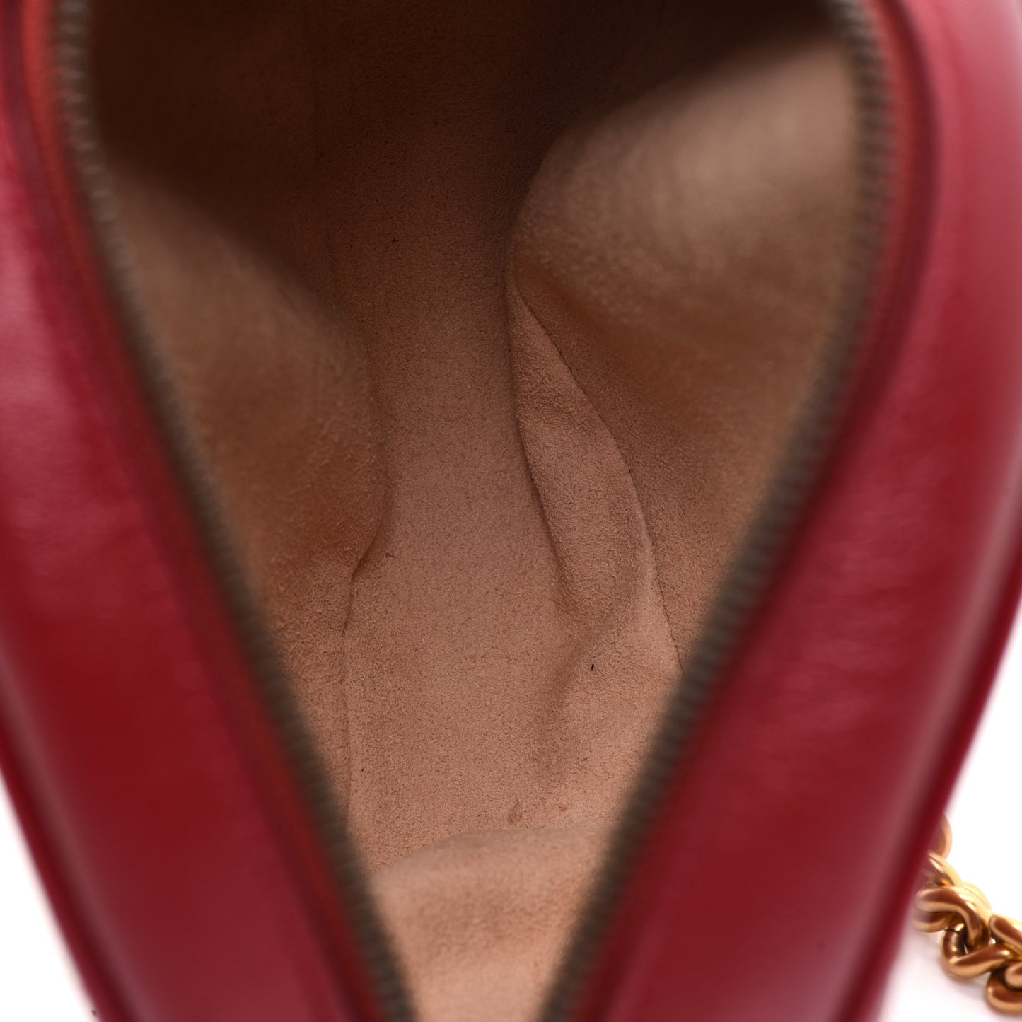 Glazed Calfskin Matelasse Heart Mini GG Marmont Round Shoulder Bag Romantic Cerise