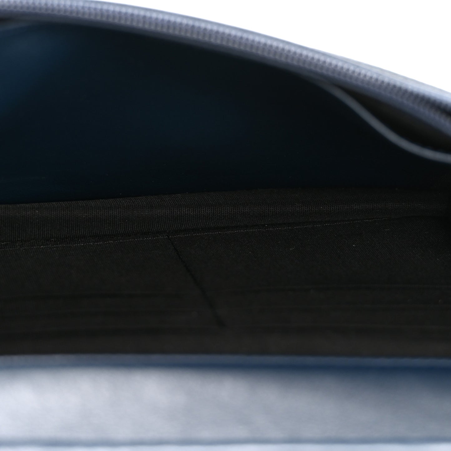 Caviar Timeless CC Wallet on Chain WOC Navy Blue