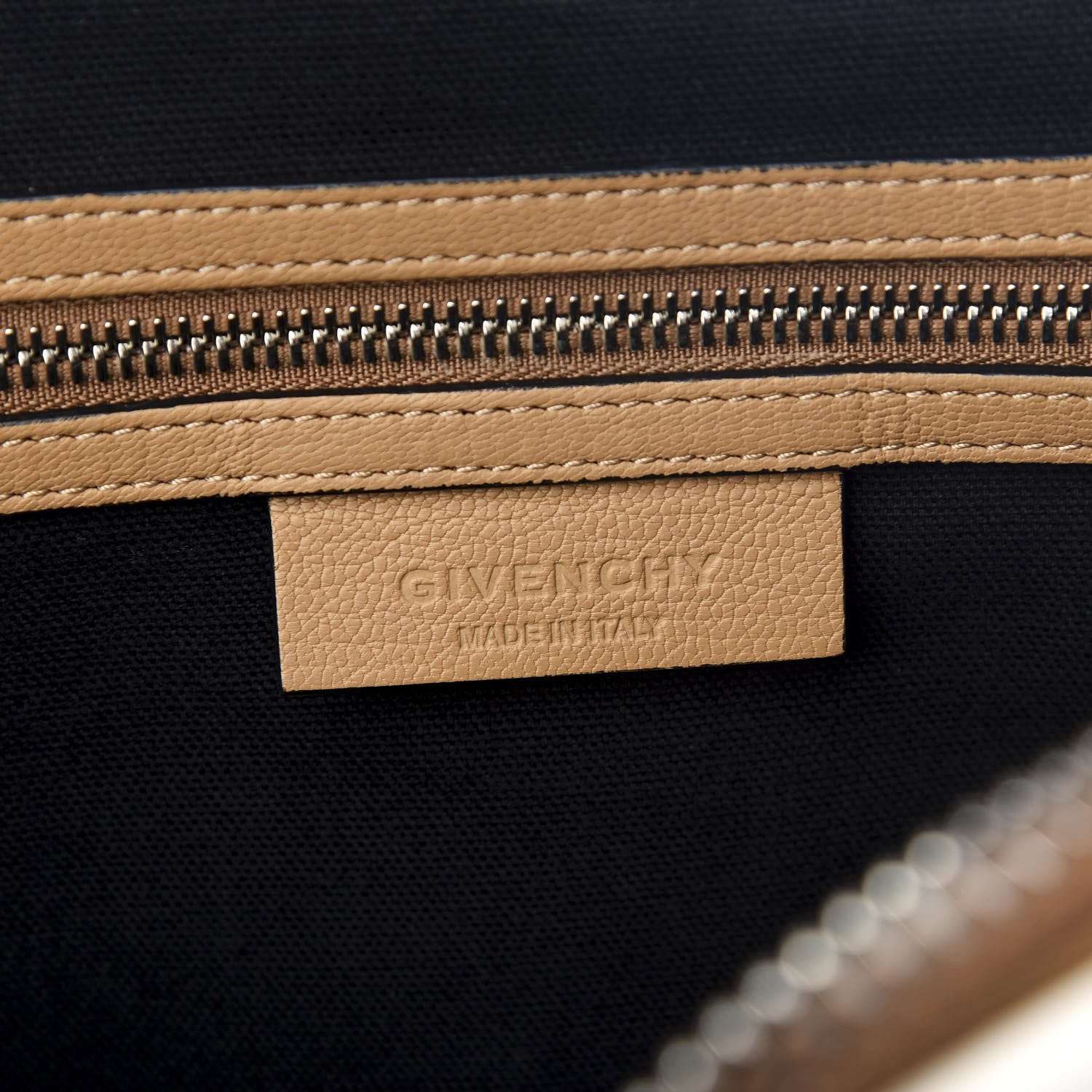 Givenchy Sugar Goatskin Medium Tri-Color Antigona Beige Black White 7 of 11