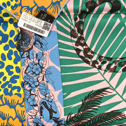 Hermes Silk Vintage Jungle Love au Tampon Scarf 70 Blue Moyen Vert Jaune 3 of 3