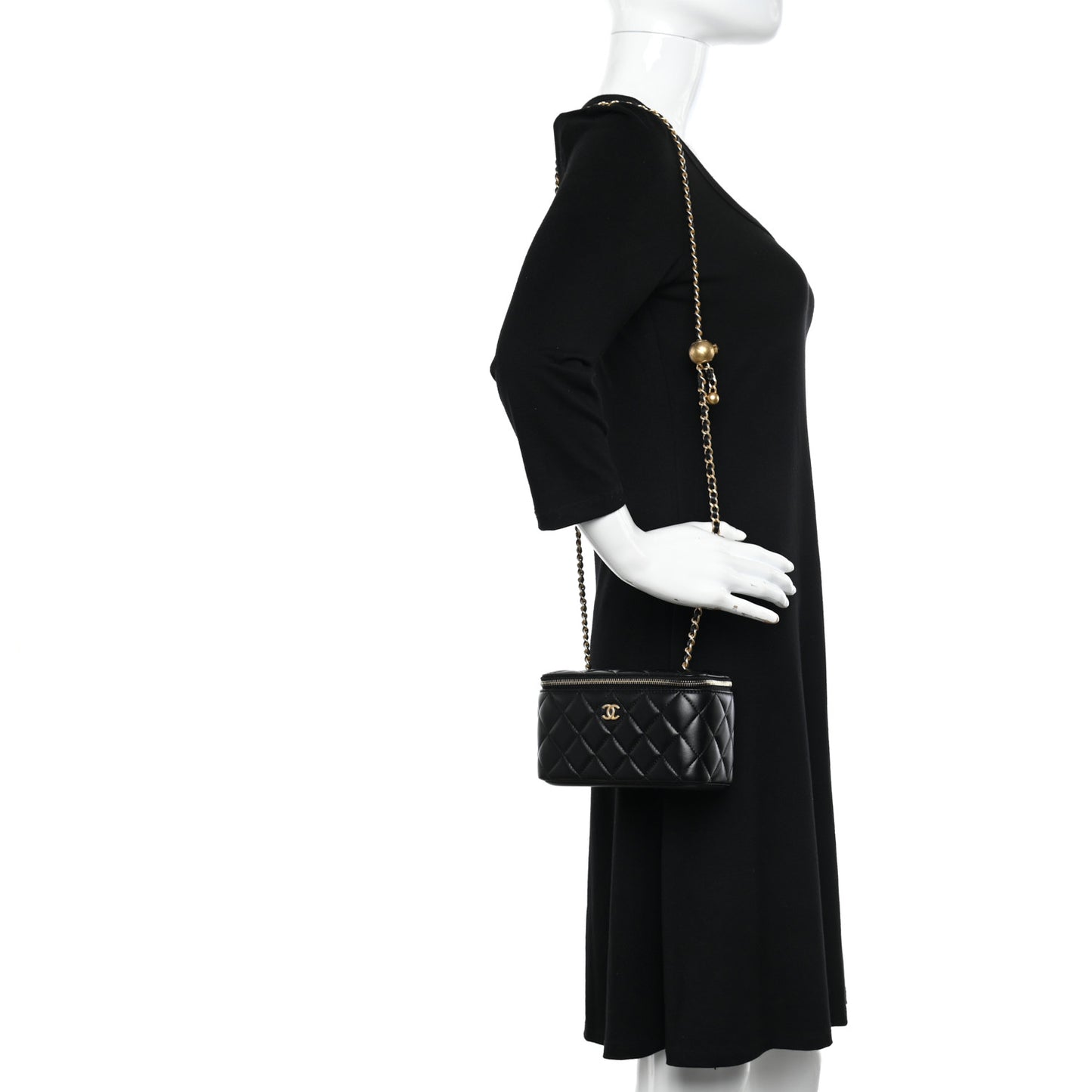 Lambskin Quilted Small Pearl Crush Vanity Case With Chain Black