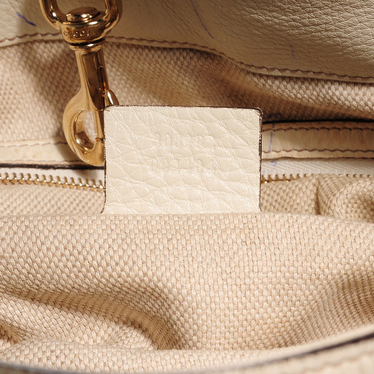 Gucci Pebbled Calfskin Medium Soho Chain Shoulder Bag Off White 7 of 7