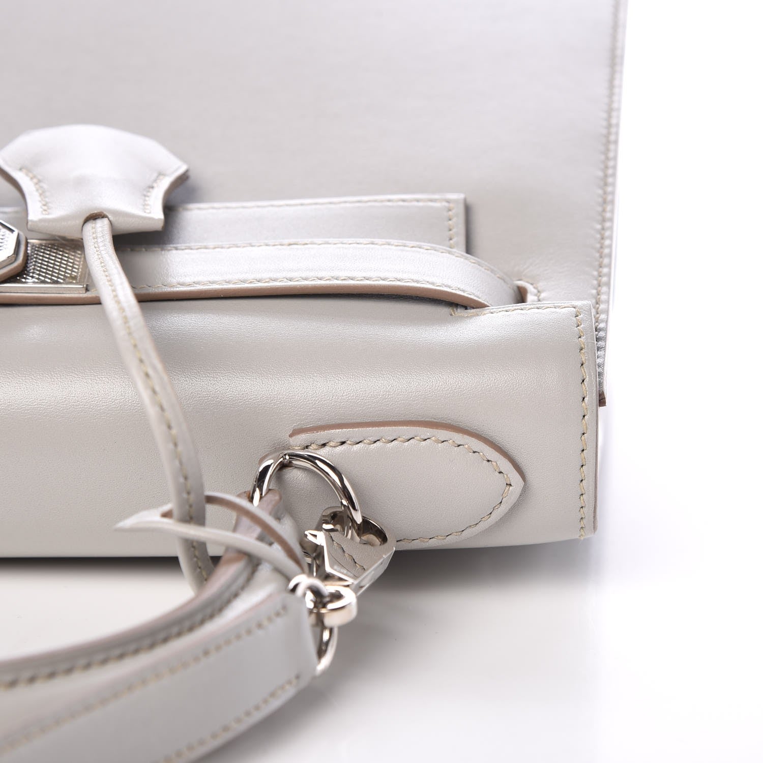 Hermes Tadelakt Kelly Sellier Guilloche 28 Gris Perle 13 of 36