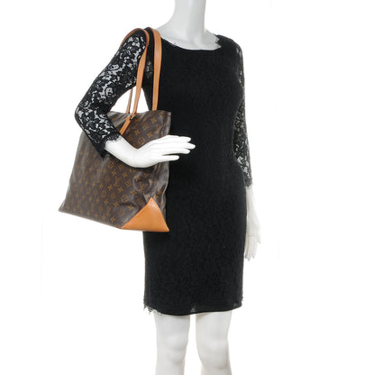 Louis Vuitton Monogram Cabas Mezzo 2 of 8