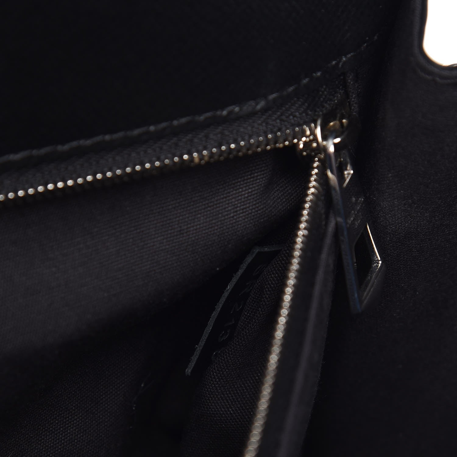 Louis Vuitton Epi Clery Black 9 of 13