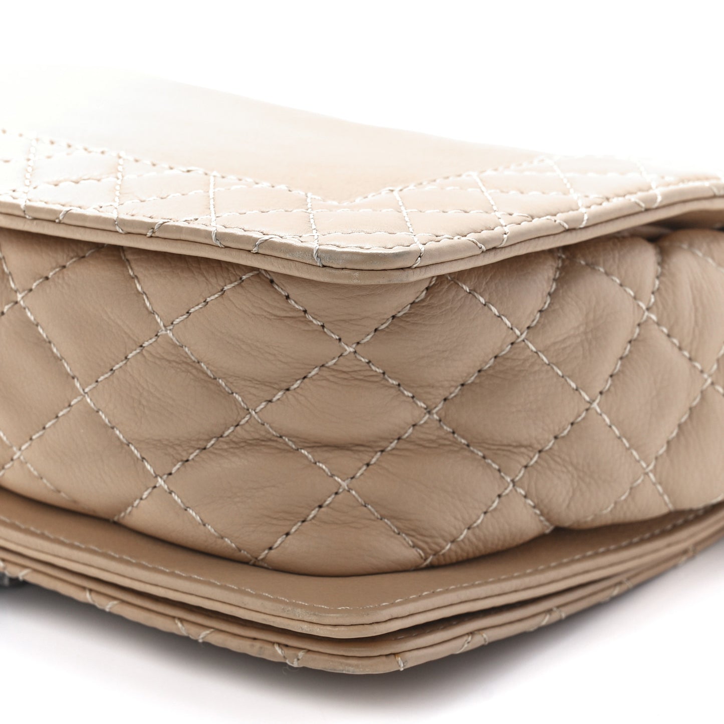 Calfskin Medium Boy Reverso Flap Beige Clair