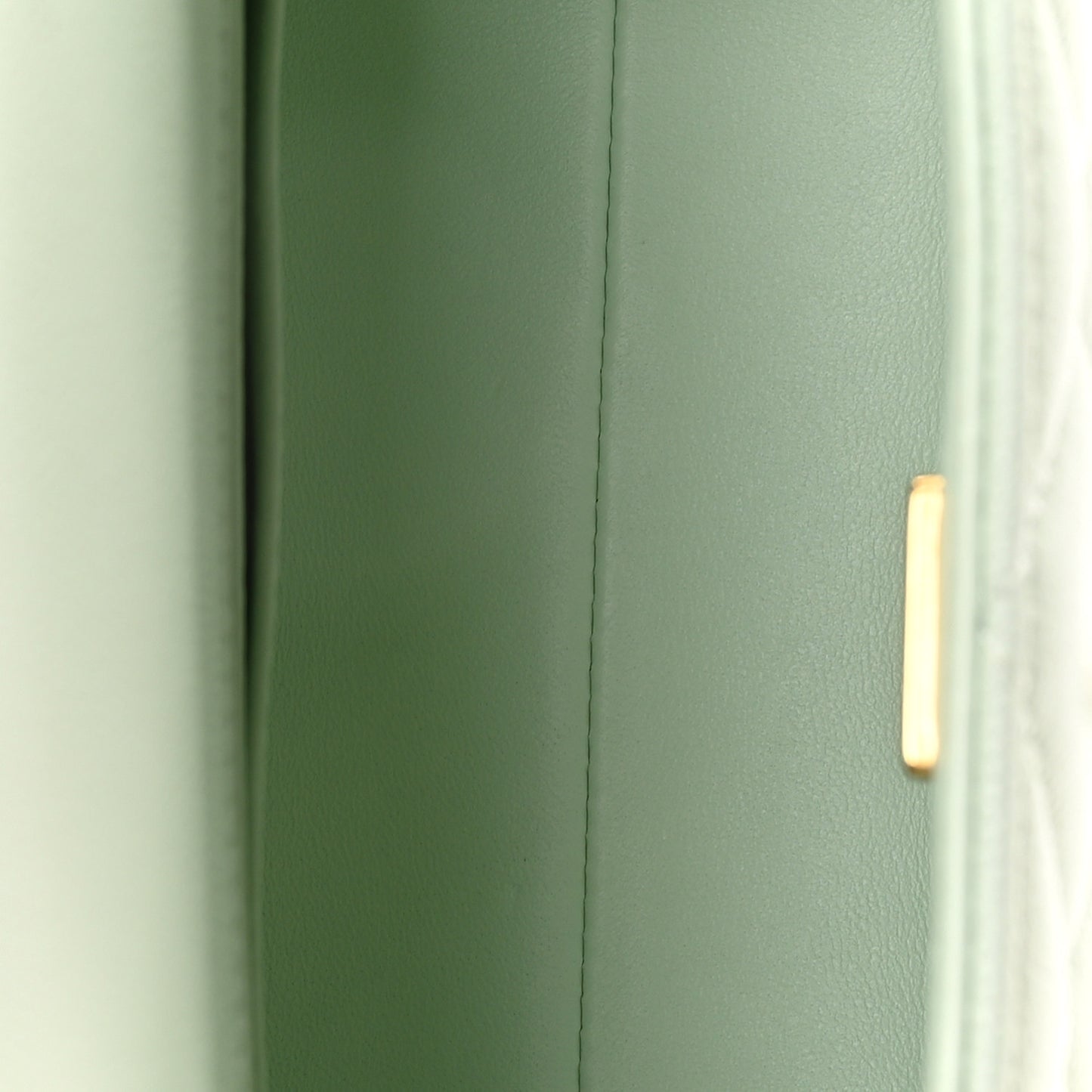 Caviar Quilted Retro Medium Twist Top Handle Clutch Light Green