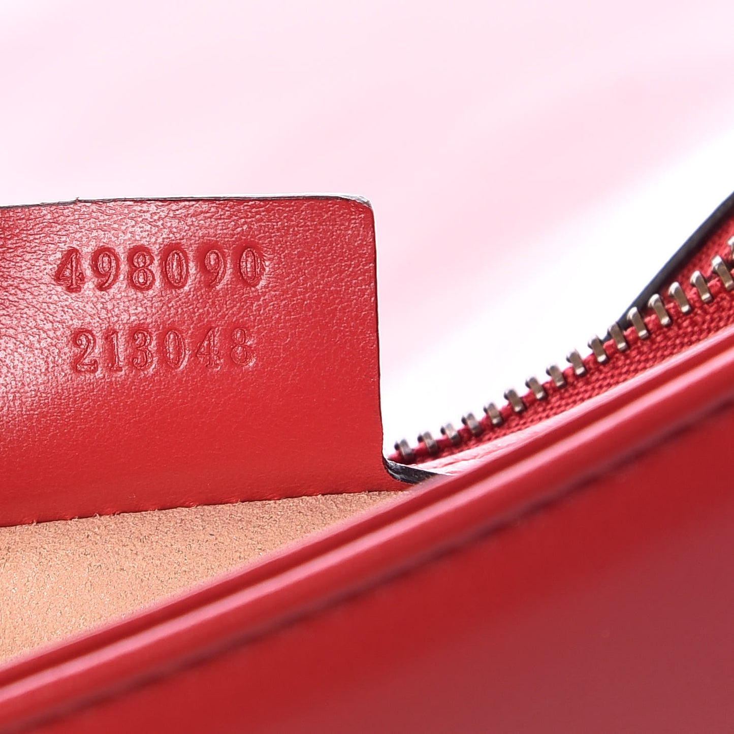 Calfskin Matelasse Large GG Marmont Shoulder Bag Hibiscus Red