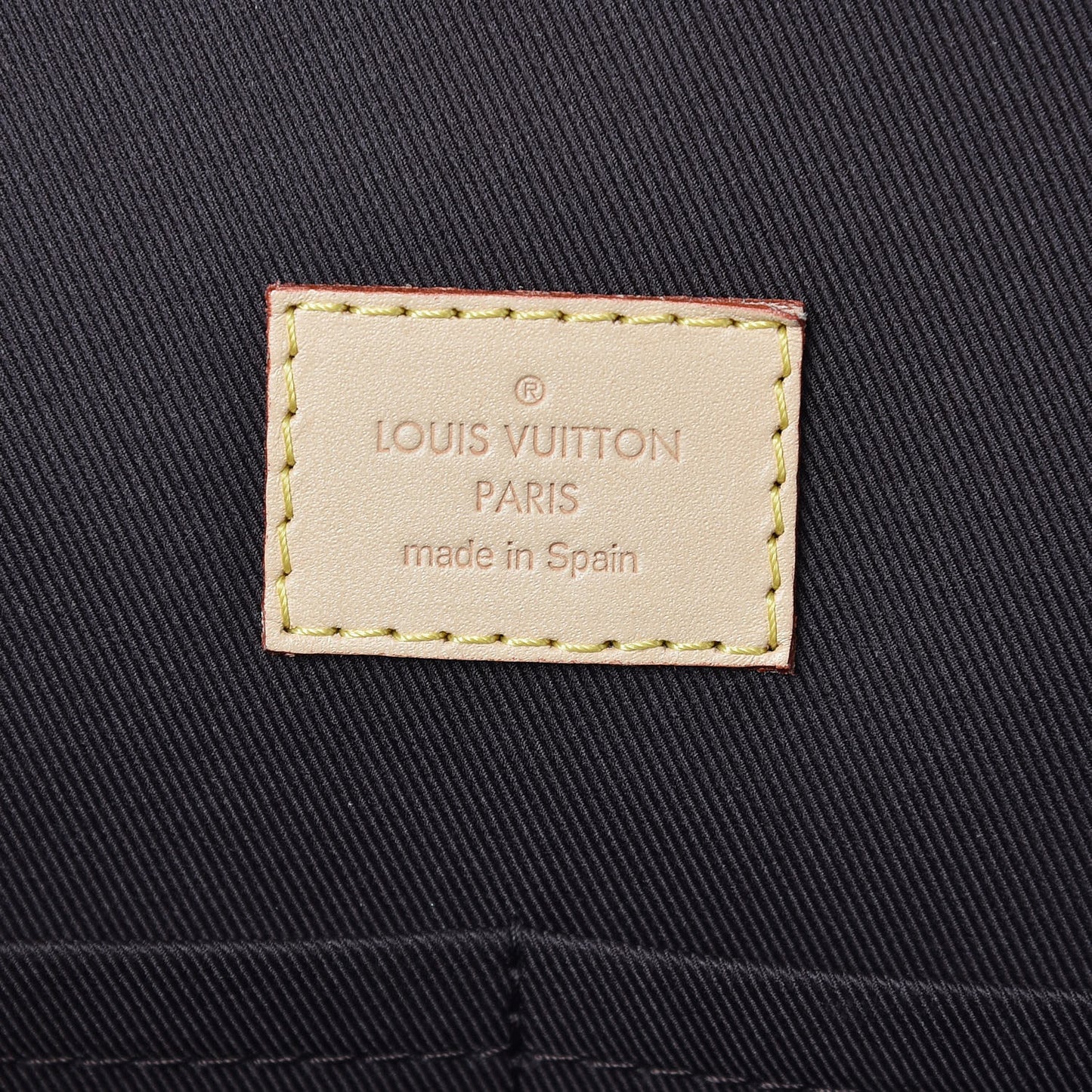 Monogram Cluny MM Papyrus Creme