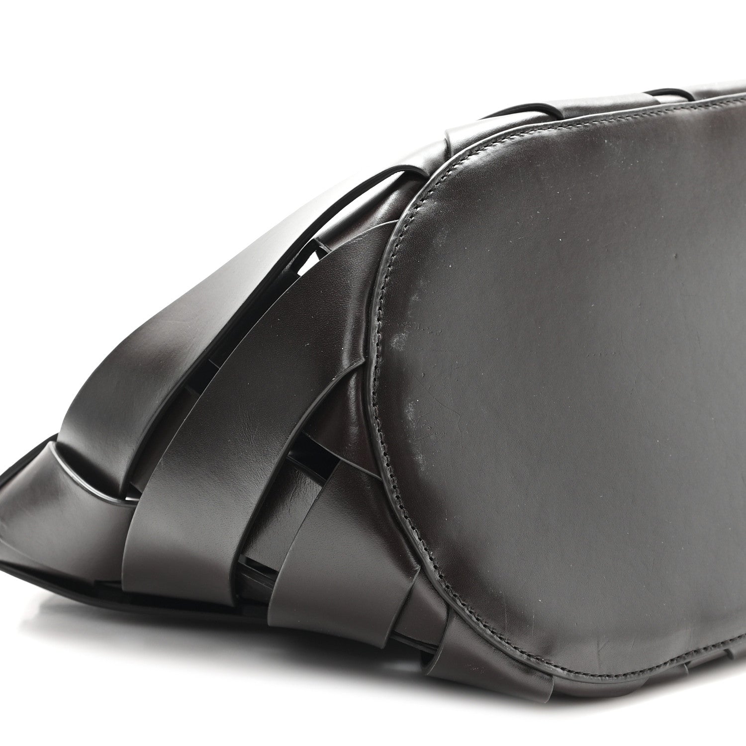 Bottega Veneta Calfskin The Point Weave Triangle Bag Fondant 9 of 10