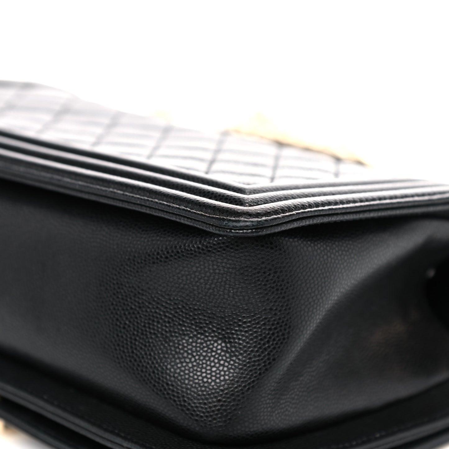 Caviar Quilted Medium Boy Flap Black