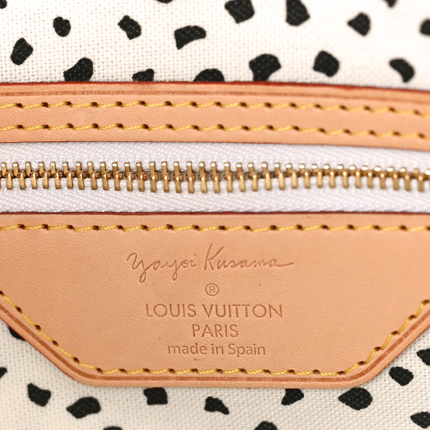 Monogram Kusama Waves Neverfull MM White