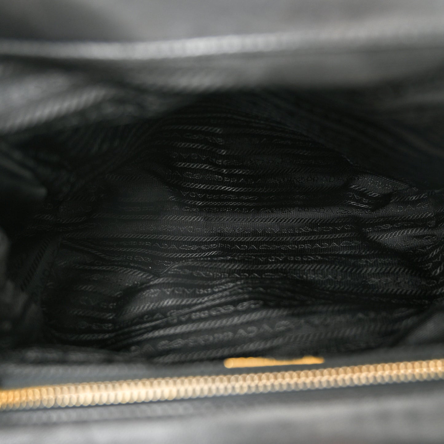 Nappa Dressy Gaufre Framed Tote Black
