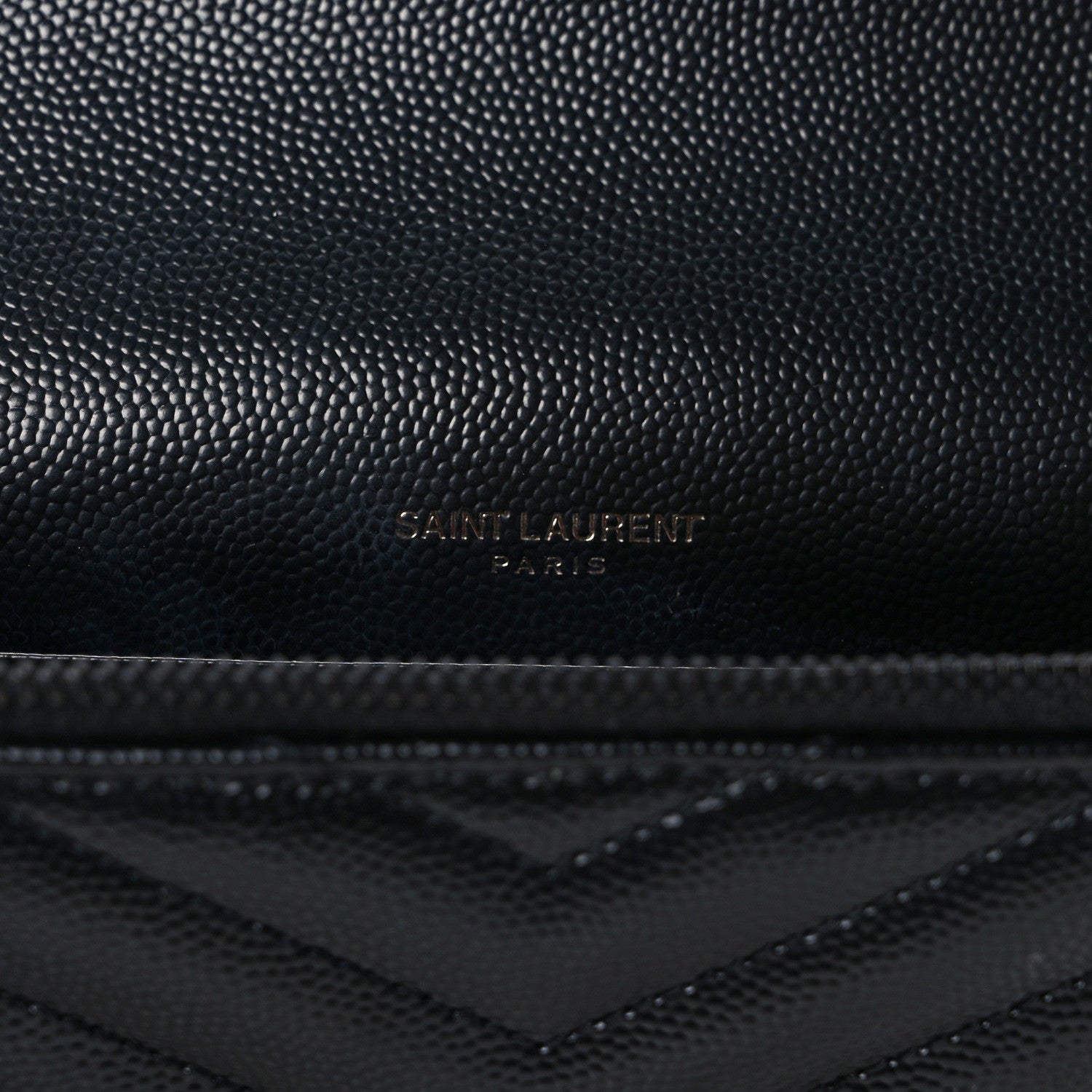 Saint Laurent Grain De Poudre Matelasse Chevron Monogram Monochrome Envelope Chain Wallet Black 6 of 9
