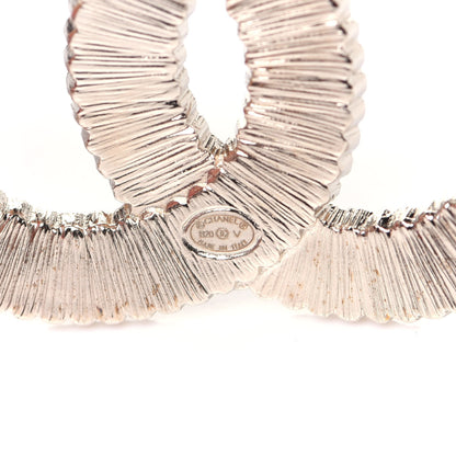 Chanel Pearl Crystal Lace Camellia CC Brooch Gold 7 of 8