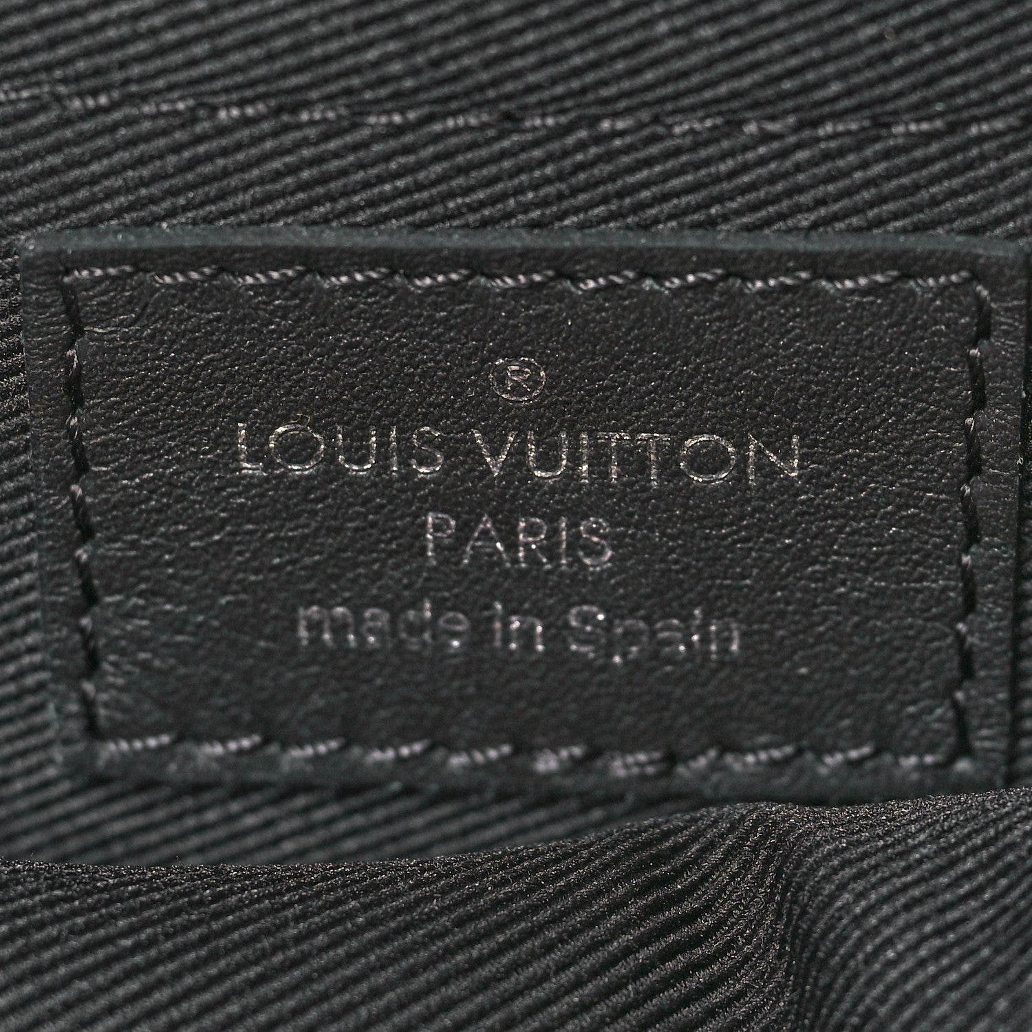 Louis Vuitton Taurillon Shadow Belt Bag 90 36 Black 6 of 9
