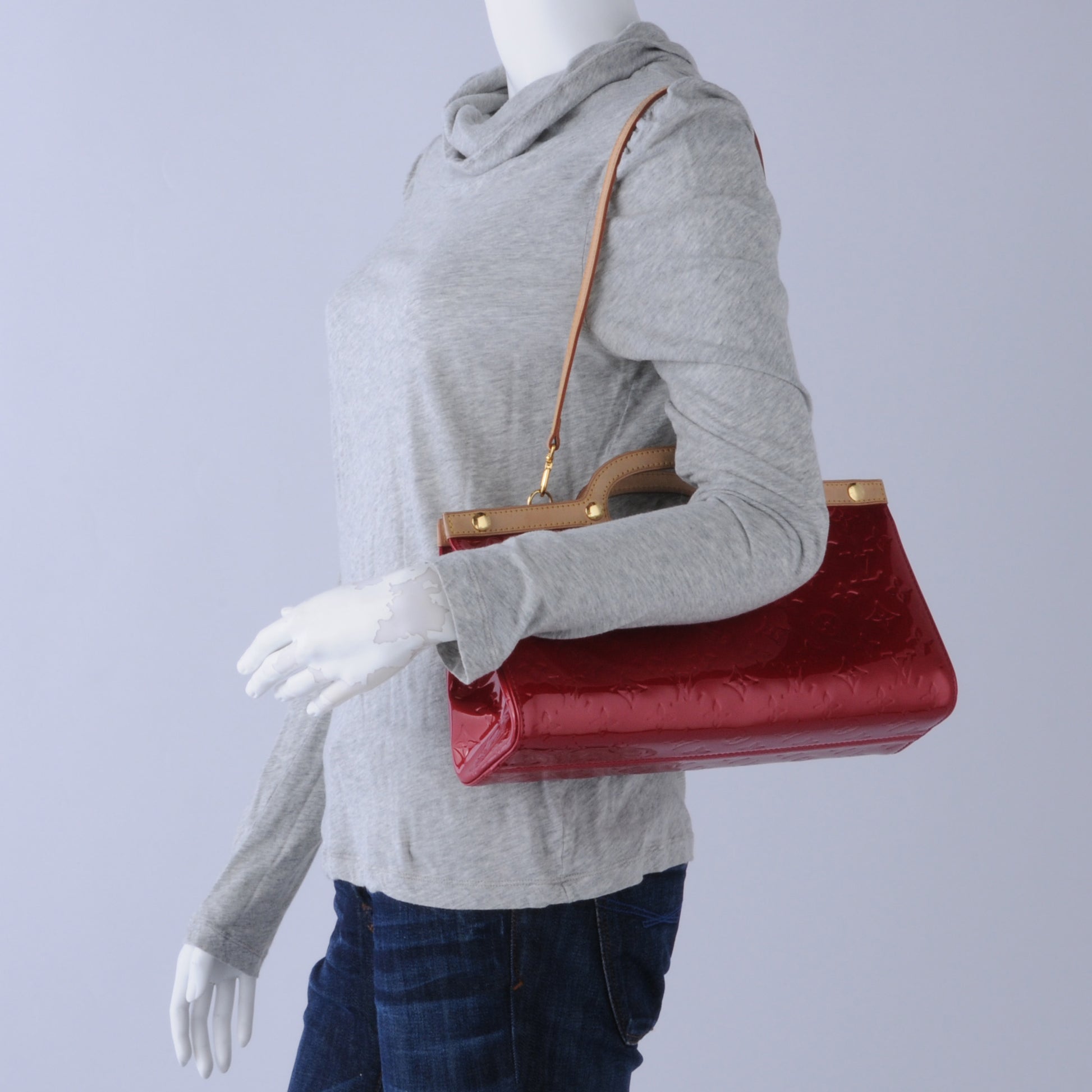 Louis Vuitton Vernis Roxbury Drive Pomme D'Amour 2 of 7