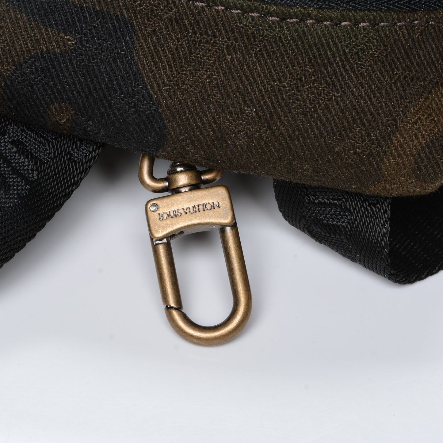 X SUPREME Camouflage Nano Apollo Backpack Bag Charm
