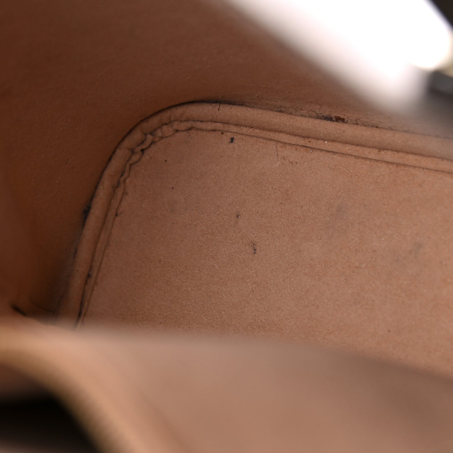 Damier Ebene Kensington