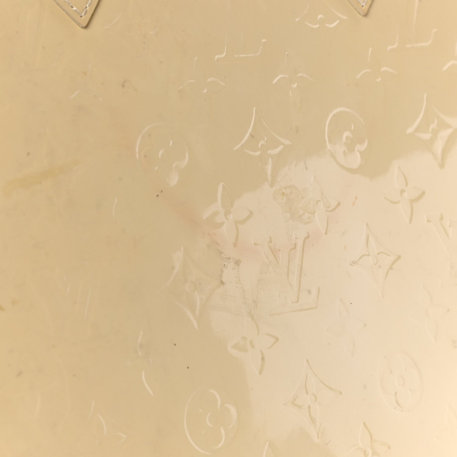 Louis Vuitton Vernis Alma MM Blanc Corail 20 of 20