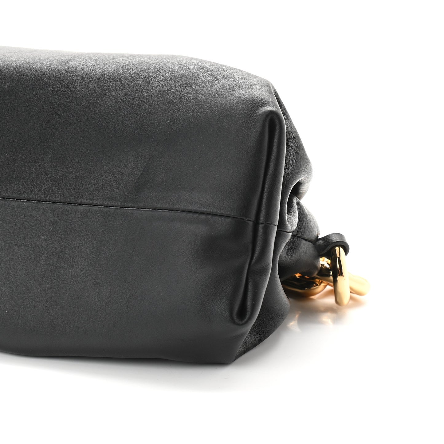 Calfskin The Pouch Chain Black