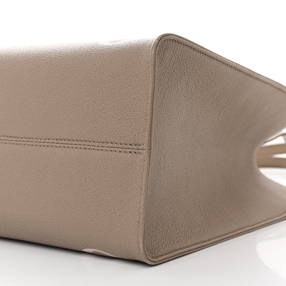 Louis Vuitton Empreinte Monogram Giant Onthego MM Tourterelle Creme 9 of 10