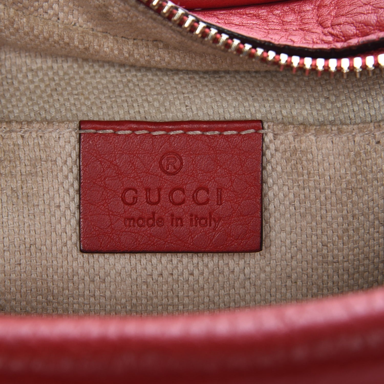 Gucci Pebbled Calfskin Small Soho Disco Bag Tabasco Red 6 of 7