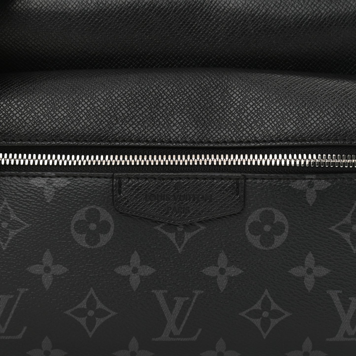 Taiga Monogram Eclipse Outdoor Messenger Black