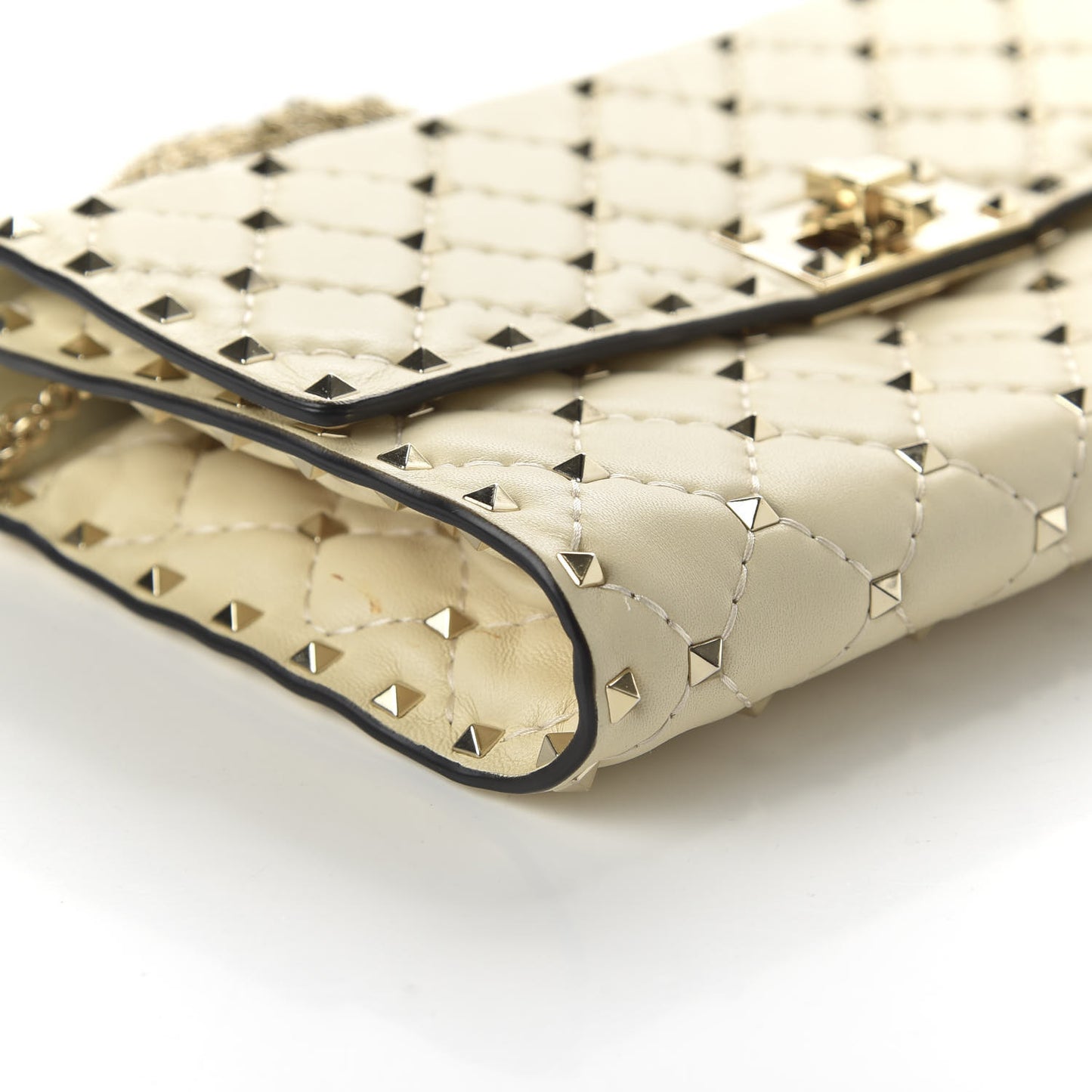 Nappa Rockstud Spike Wallet on Chain Light Ivory