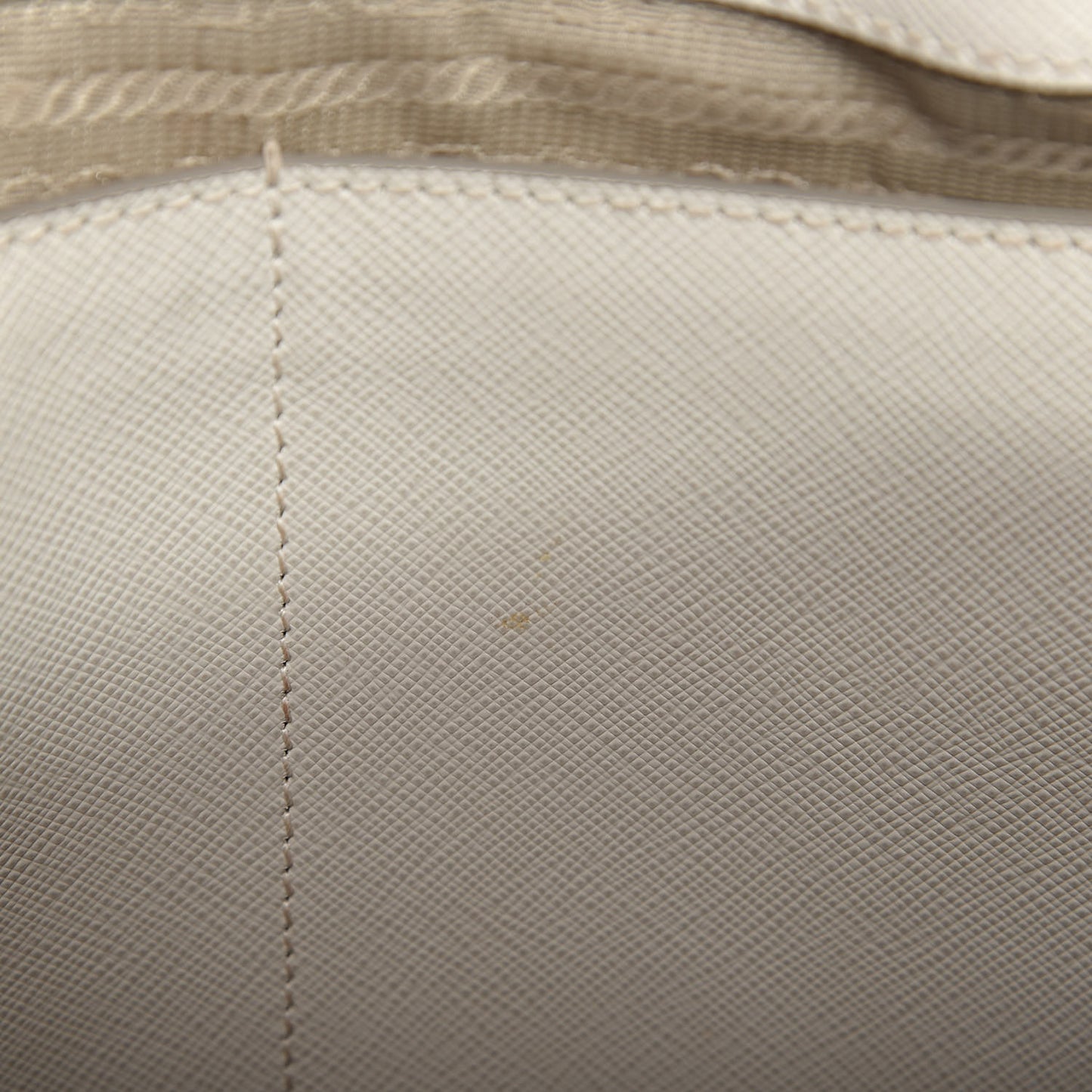 Saffiano Lux Bi-Color Promenade Tote Talco Pomice