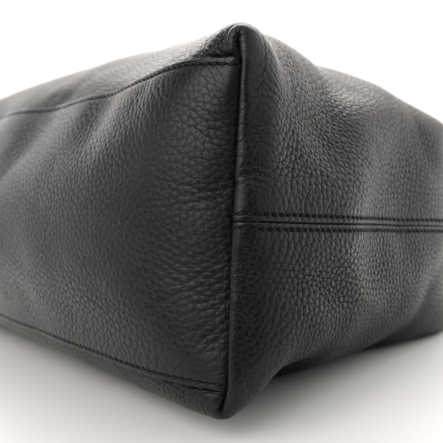 Pebbled Calfskin Medium Soho Chain Shoulder Bag Black