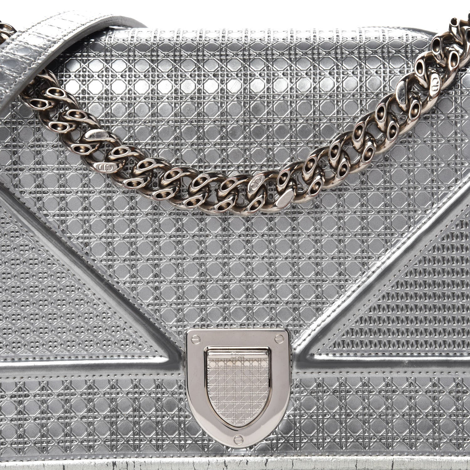 Christian Dior Metallic Patent Micro-Cannage Medium Diorama Flap Bag Silver 11 of 11