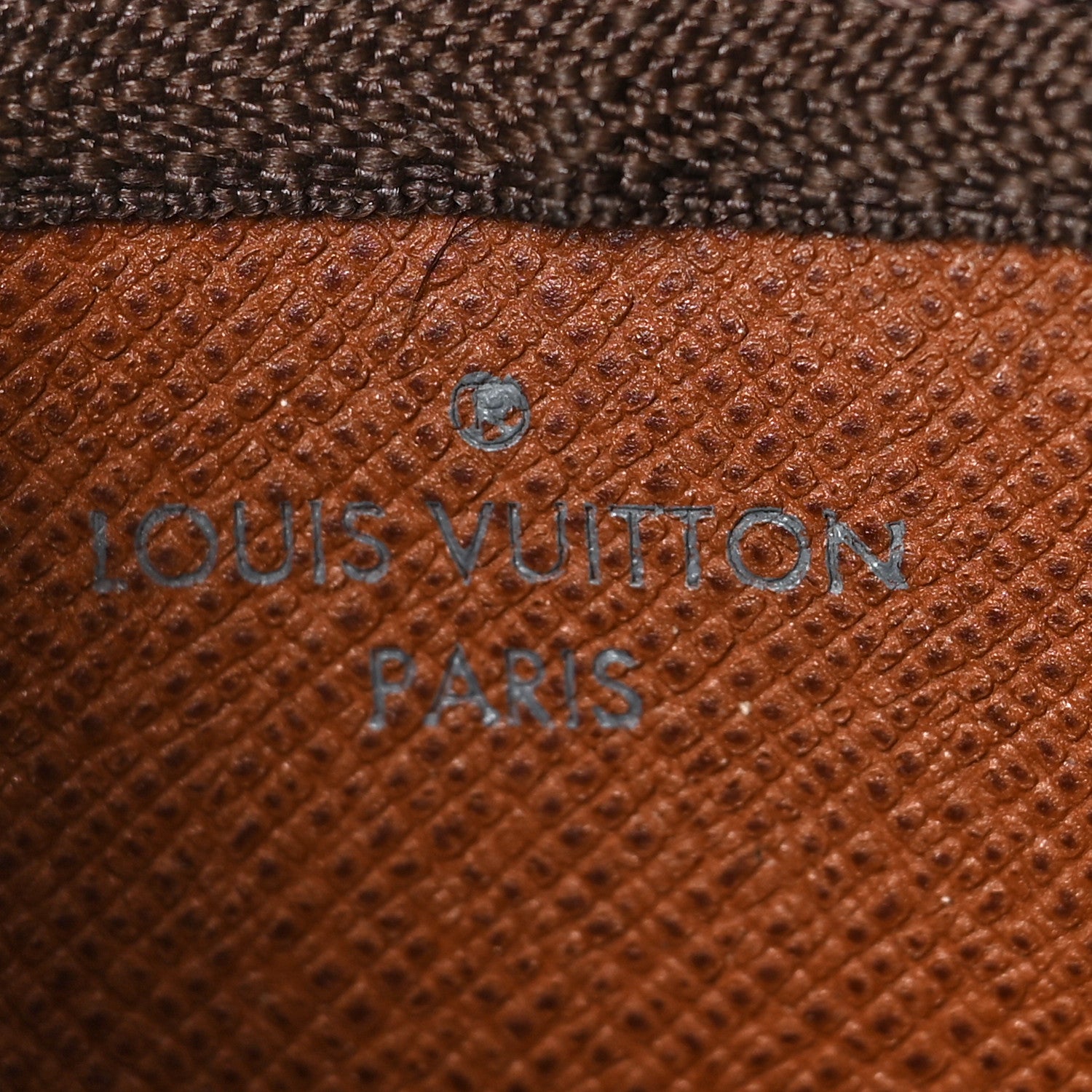 Louis Vuitton Monogram Key Pouch 6 of 6