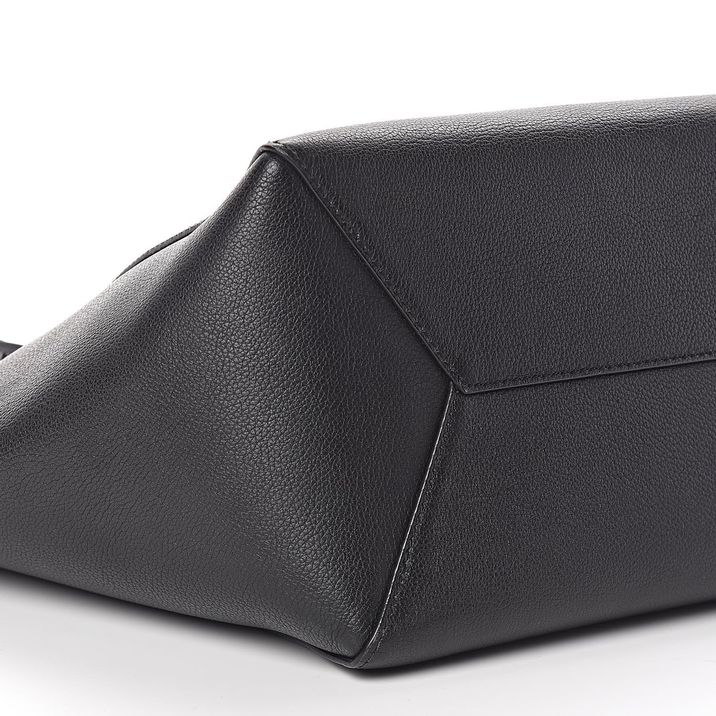 Calfskin Lockme Cabas Black