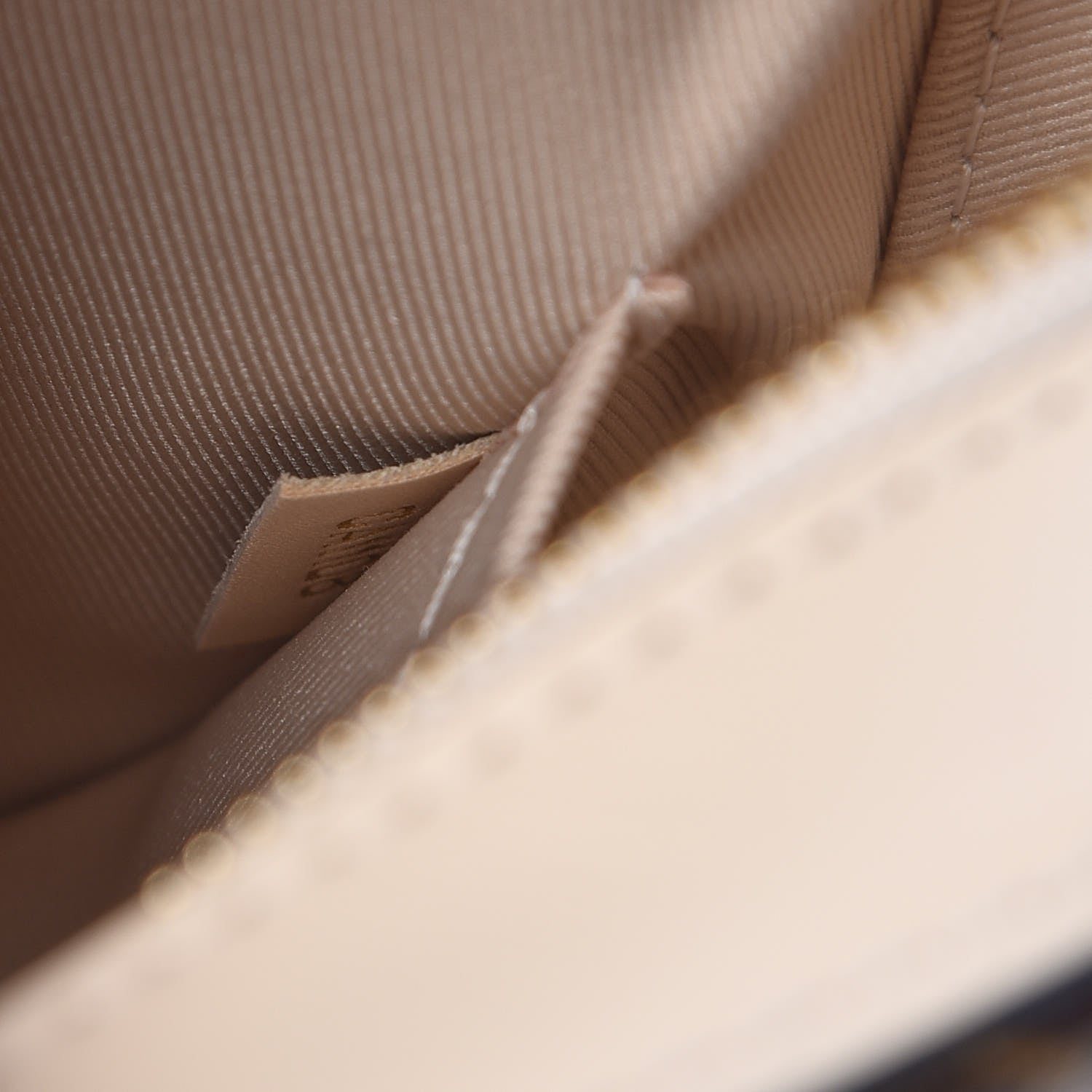 Louis Vuitton Monogram Saintonge Creme 7 of 11