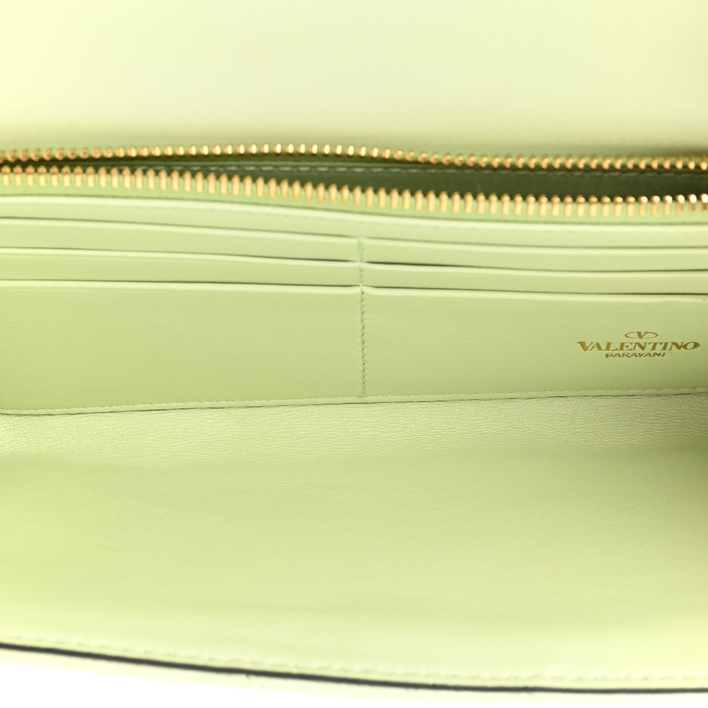Nappa Roman Stud Wallet on Chain Ambrosia