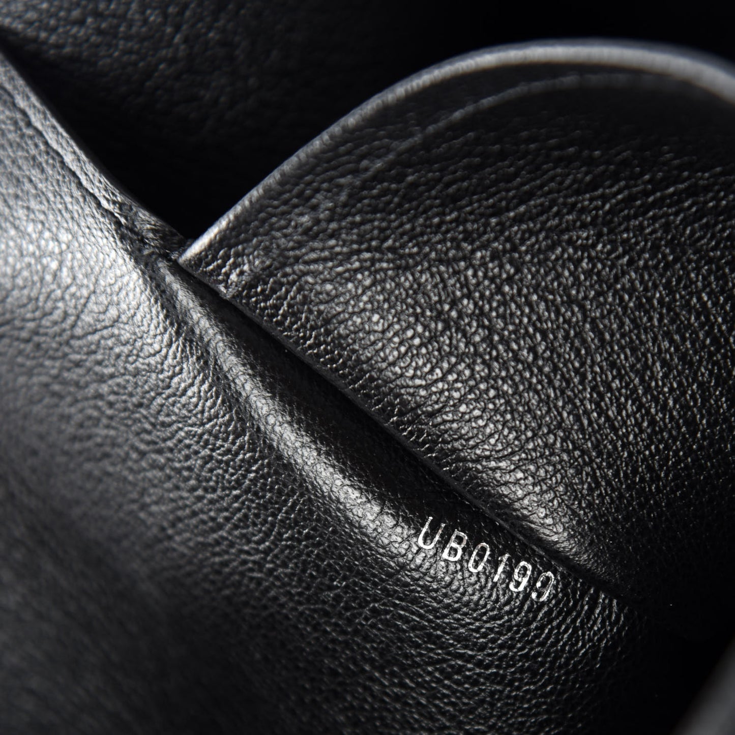 Taurillon Monogram Eclipse Cabas Voyage Black