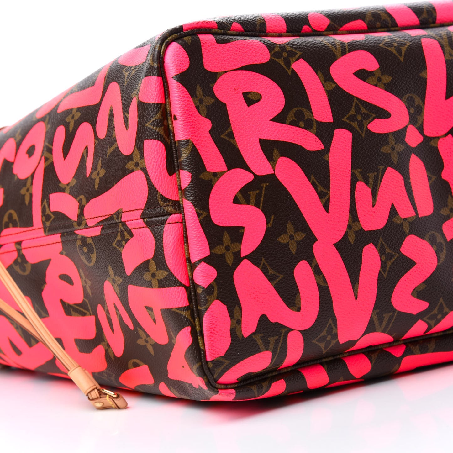 Monogram Graffiti Neverfull GM Fuchsia