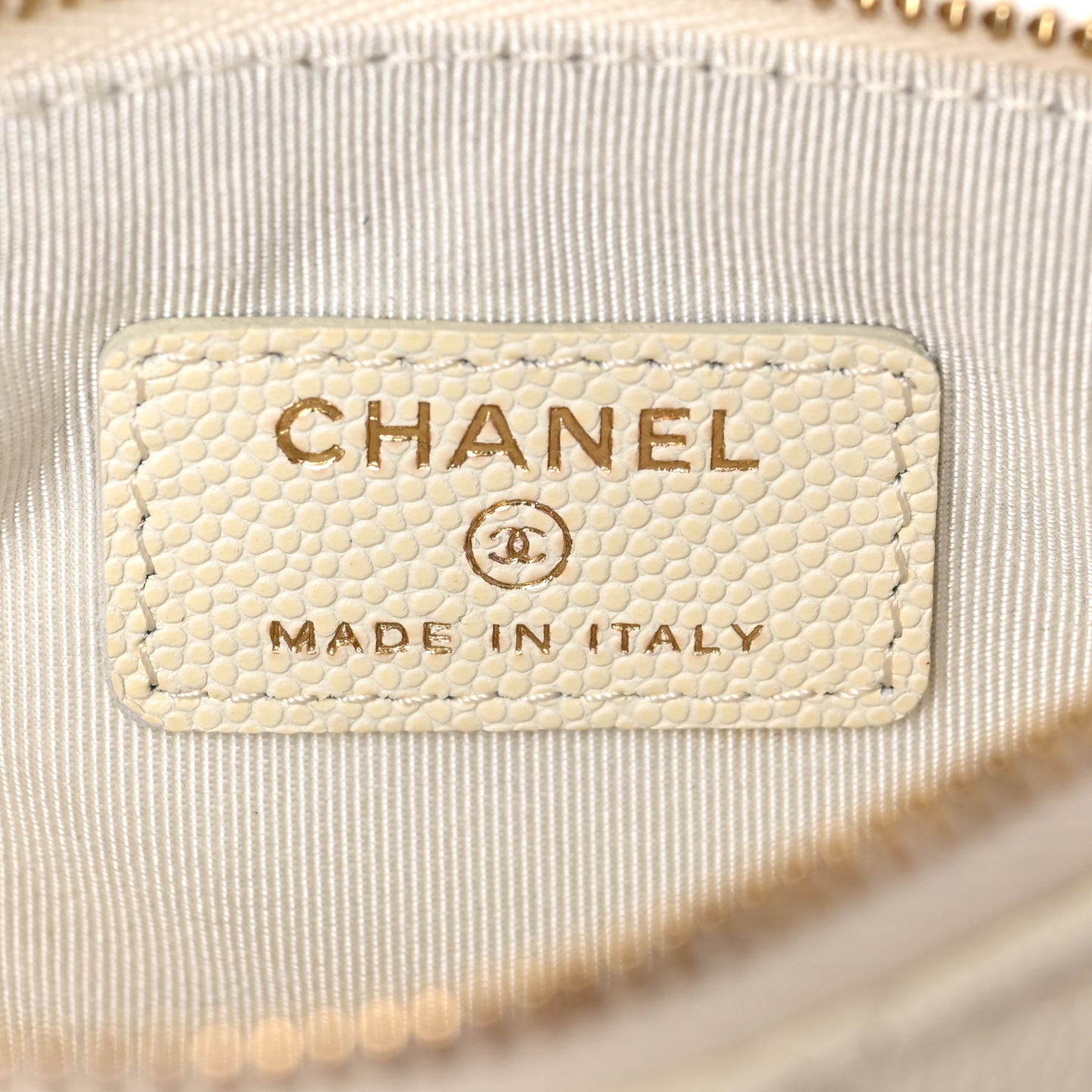 Caviar Quilted Small Cosmetic Case White