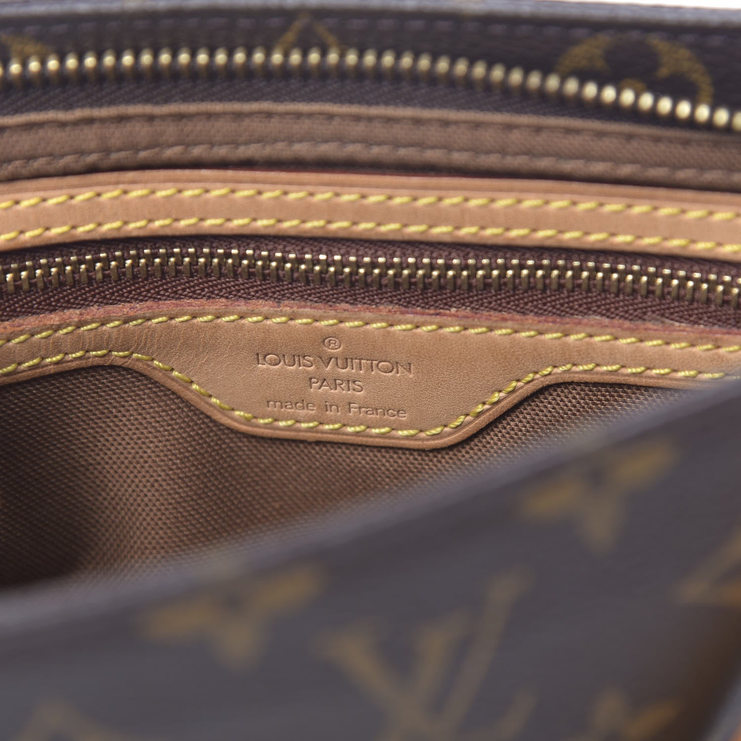 Louis Vuitton Monogram Trotteur 6 of 10